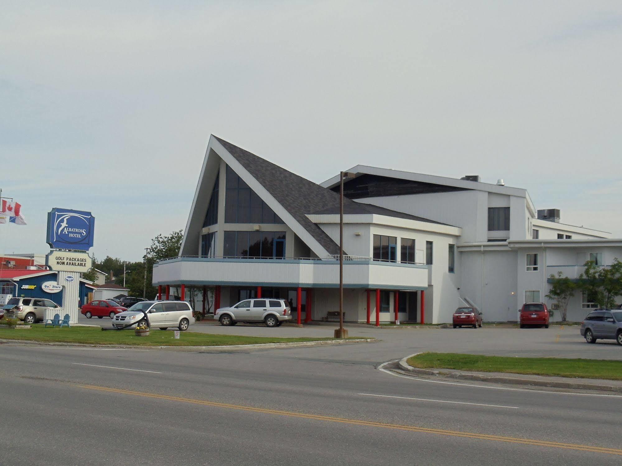 Albatross Hotel Gander Exteriör bild
